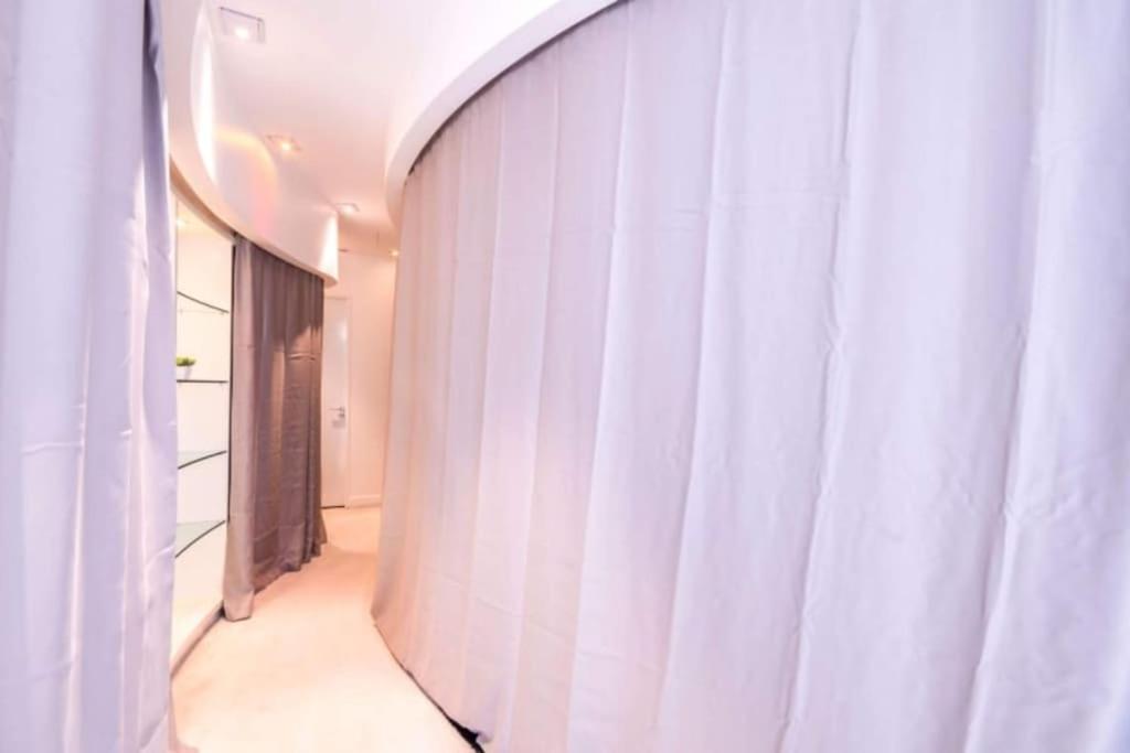 Magnifique Appartement Parisien - Marais ภายนอก รูปภาพ